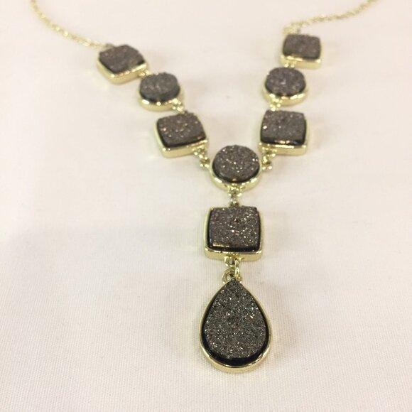 New In Original Box Drusy Style Necklace & Earring Gift Set Avon 2012 - Picture 3 of 9